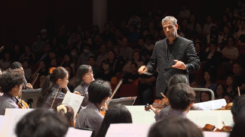 指揮: 賈德·比格米尼