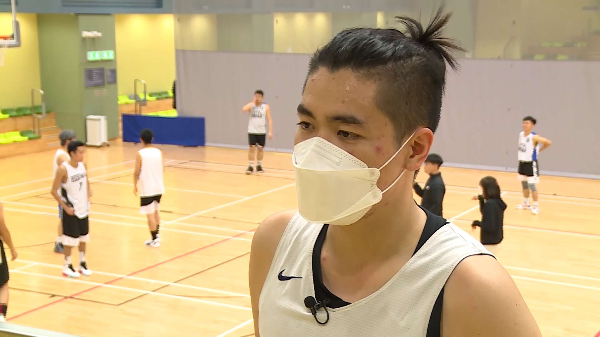 大前锋Michael 希望透过篮球矫正自己的嚣张态度。