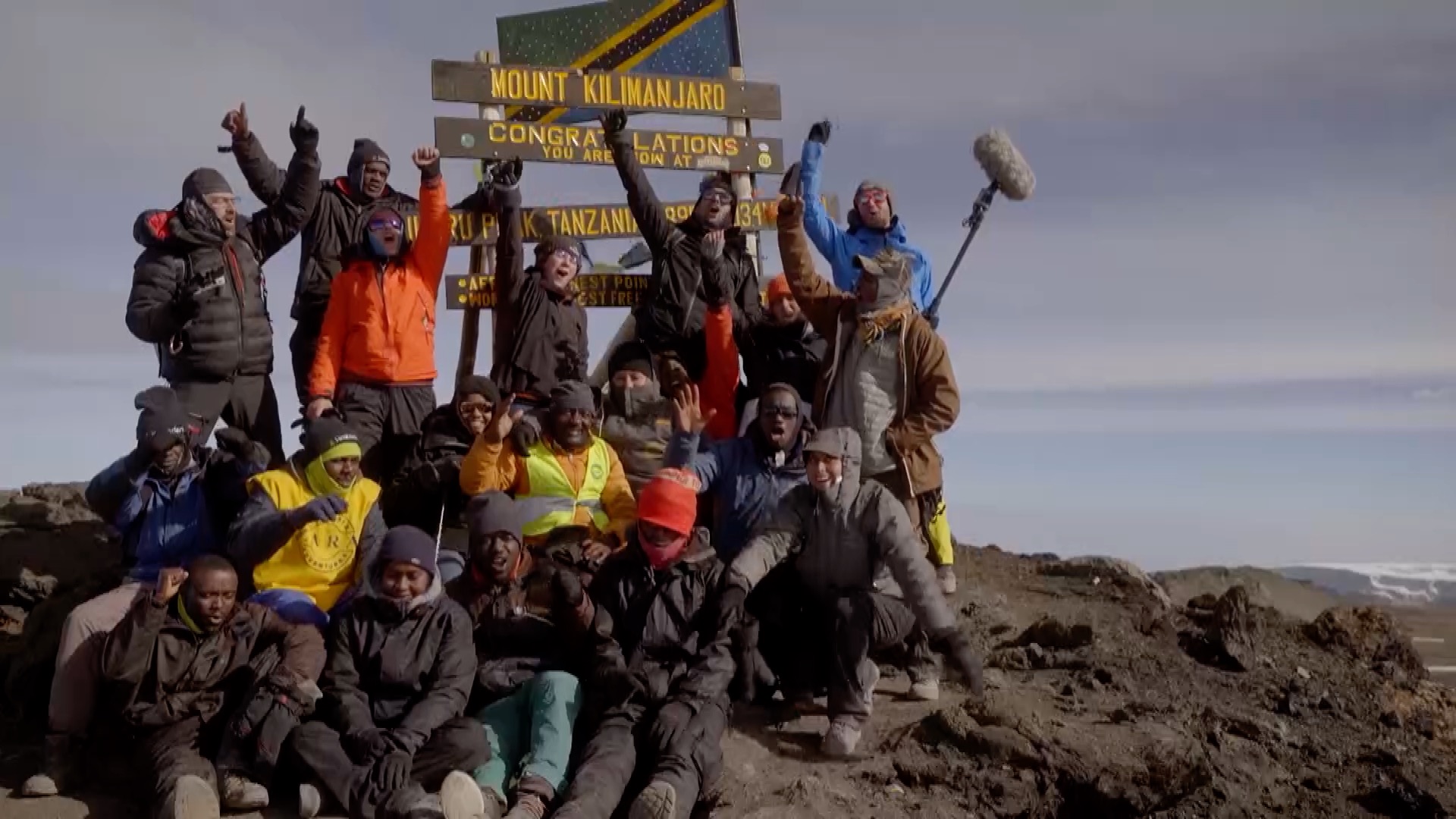 31看世界 – 維克托的極限清單2  | 攀登吉力馬扎羅山