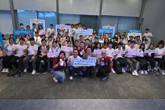 新人類、大世界 | STEM總動員 :「太陽計劃2025」 - AI科創公司體驗日營 / 香港人物：香港藝術家 蔡慧國 / 新人類小劇星