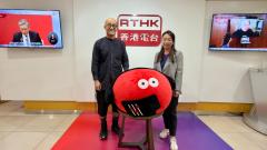 小崴和梁淑寶會長