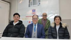 余諾軒主任、馮家俊校長、小崴、王振芸副校長