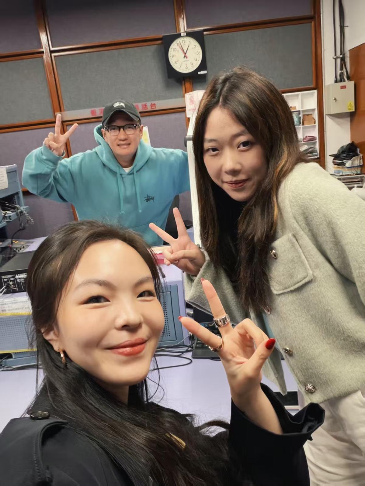 U秀幫 | U秀幫 -U秀插班生 嘉賓： 香港大學普通話劇社團成員、話劇《雙頭牛犢》導演 周芸潔