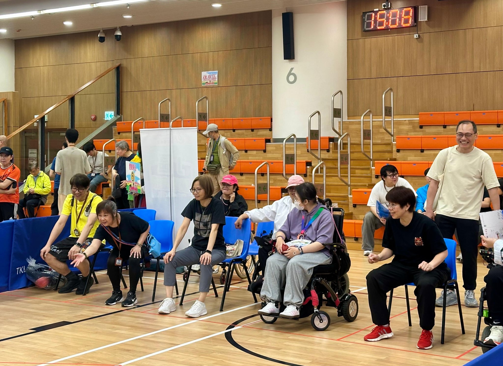 十八好時光 | 十八好時光（區凱聲、李漫芬、林詠雯）