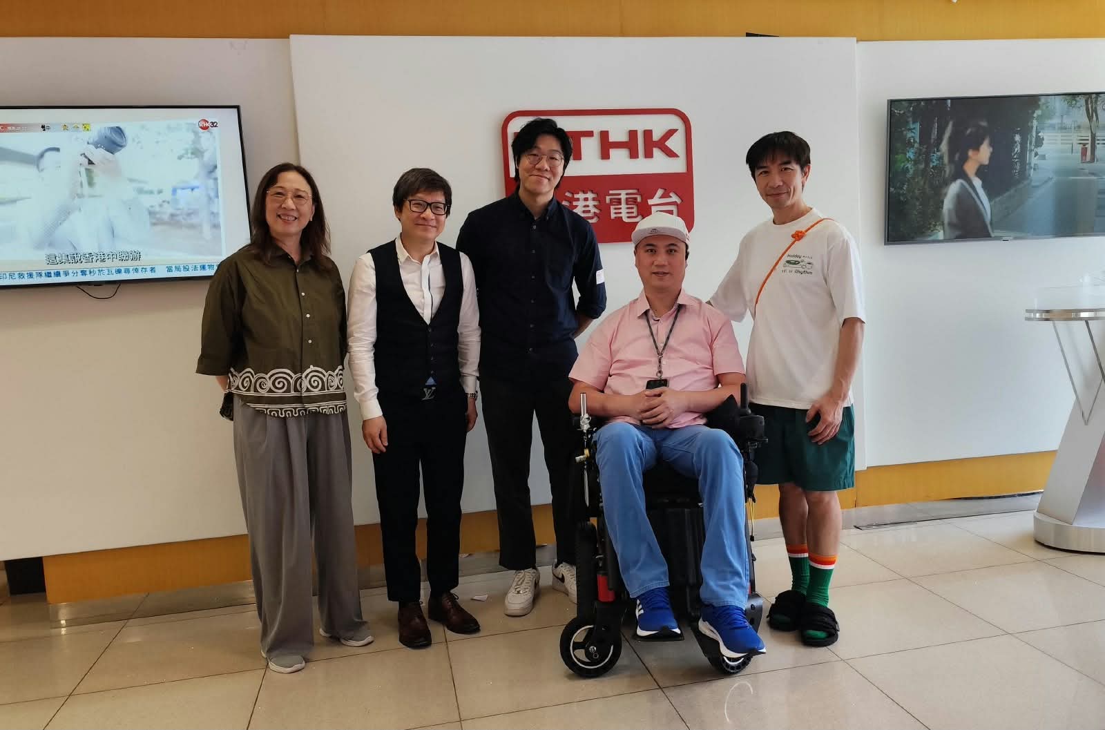 余利安(服務中心高級程序策劃經理)、陳鐵英(服務中心程序策劃經理)