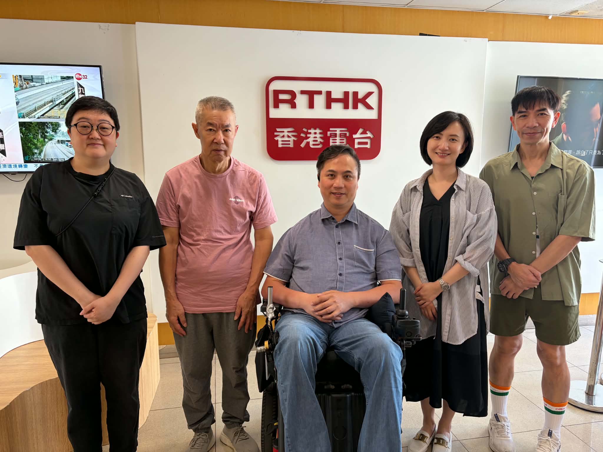 戲劇治療師 洪美芝Amy、計劃參加者 陳淑潮 潮仔、計劃督導主任 孫森聖 Tina