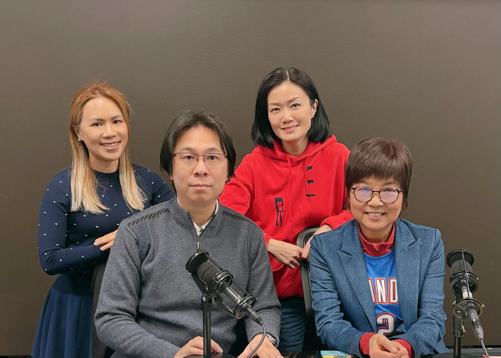 日出前告白 | 告白氣球: 讓自己真正放鬆/人生使用說明書: 閱讀的療癒 嘉賓:羅乃萱 (著名作家) 