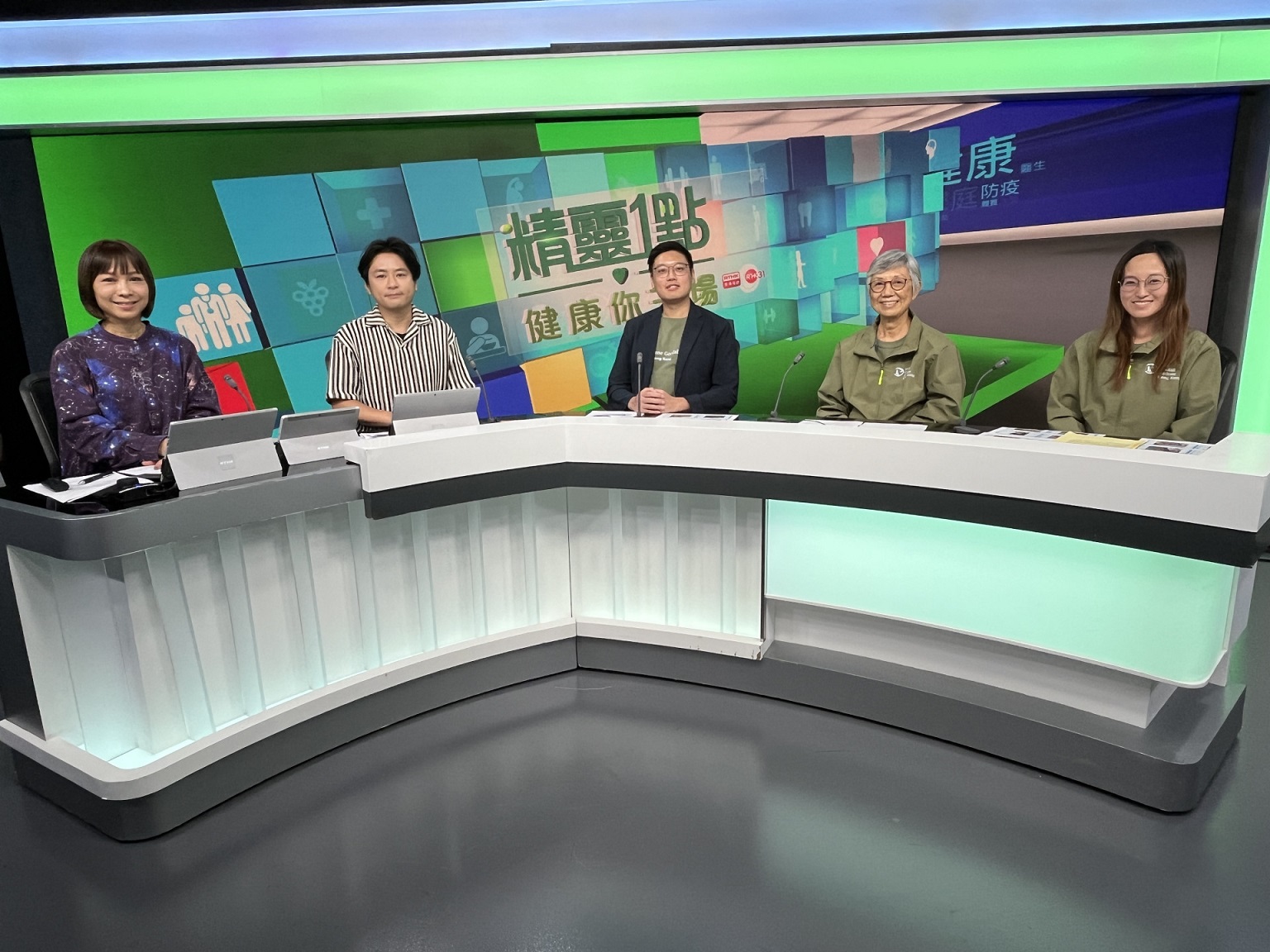 謝子峯、溫樂瑤、張麗萍