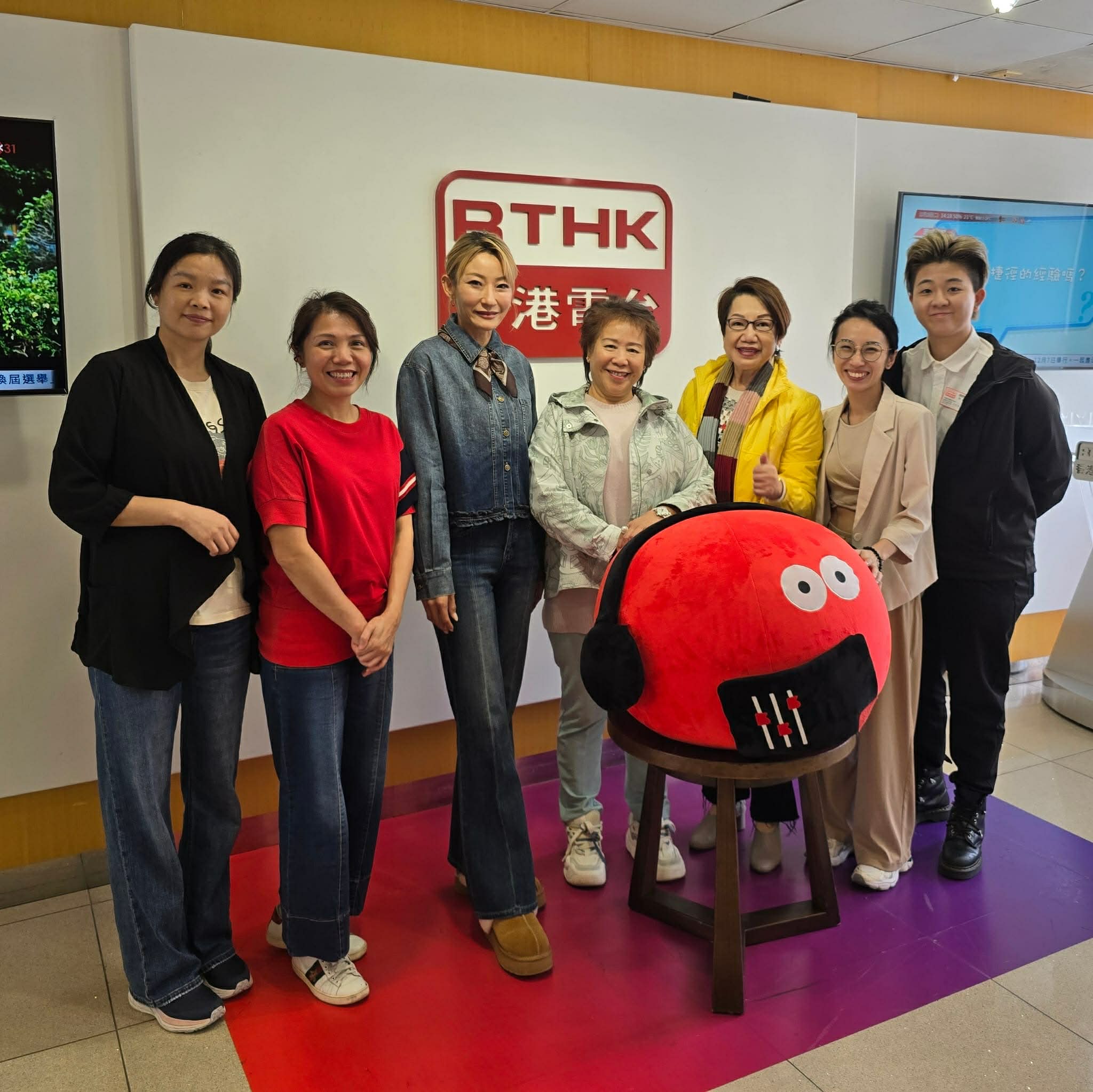 舊日的足跡 | 中國香港女廚師協會創會會長三姐蕭秀香,副主席沈依紅.會董張素芬,郭慧儀,譚詠儀,岑紫瑩