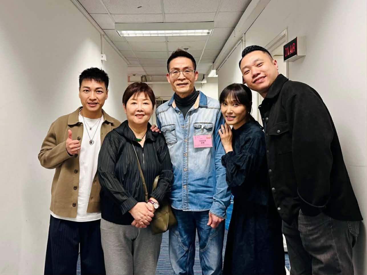 港識生活館 | 港識講識：電台初體驗  緊張到呢 / 港識達人：燒味達人  從水吧跳入燒味界 - 嘉賓 陳永瀚（燒味師傅）、方曉嵐（中國飲食文化作家）