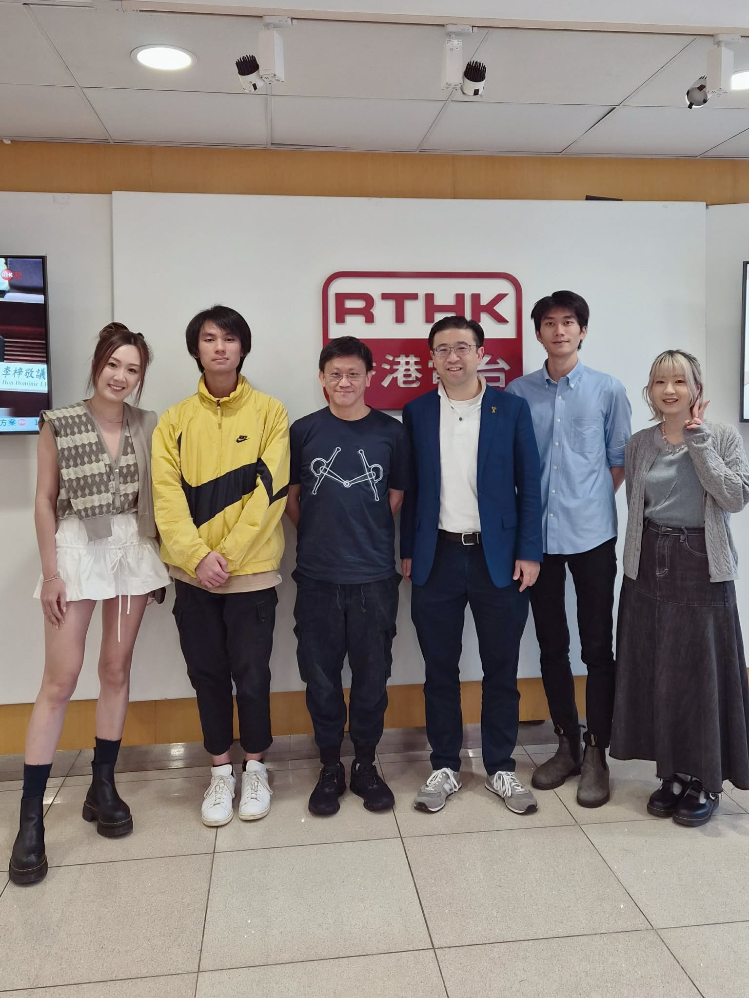 港識生活館 | 港識達人：鐘表達人　高鼎國先生 （香港鐘表業總會顧問）、吳家強先生（香港鐘表業總會人才培訓部部長）、 九龍灣青年學院學生：楊啟樂、梁智晧