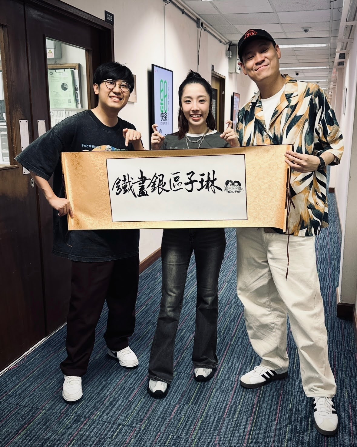 骚动音乐 | Paula区子琳访问 │「铁画银区子琳」│新歌灵感嚟自朋友童话式爱情