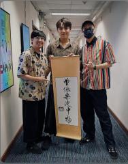 騷動音樂 | Arvin 曾傲棐訪問 ︳「曾傲棐池中物」︳就係靠同自己鬧交去搵創作角度～