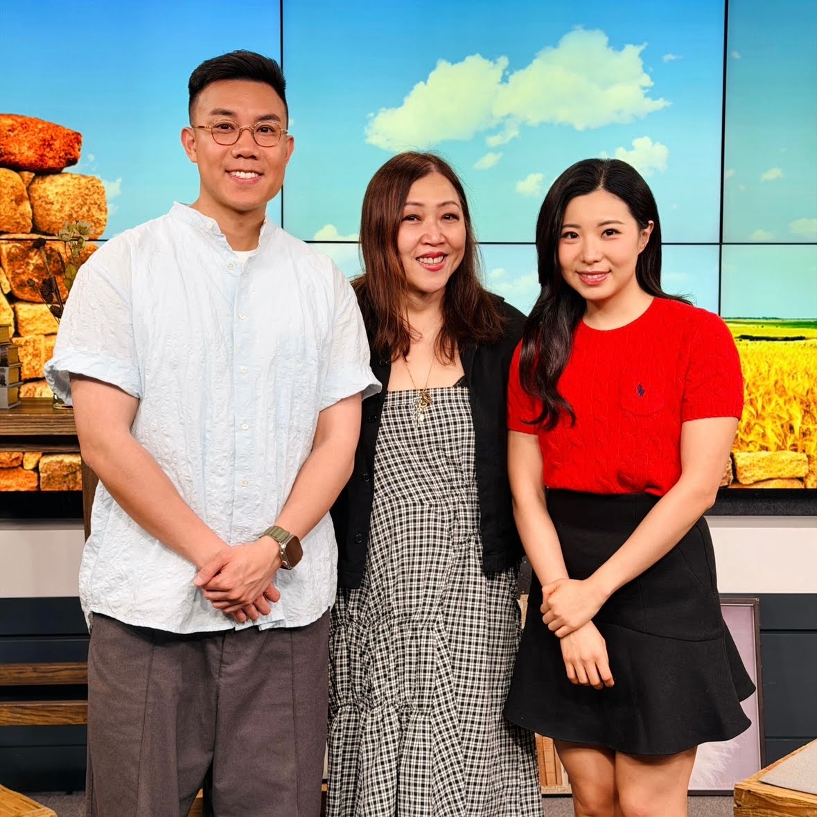 香江暖流 | 《拜見師傅》今年冬天，你有冇食蛇羹呢？傳統蛇羹行業同粵菜可以點樣發展呢？／《暖流熱線》新一年你有冇咩目標呀~