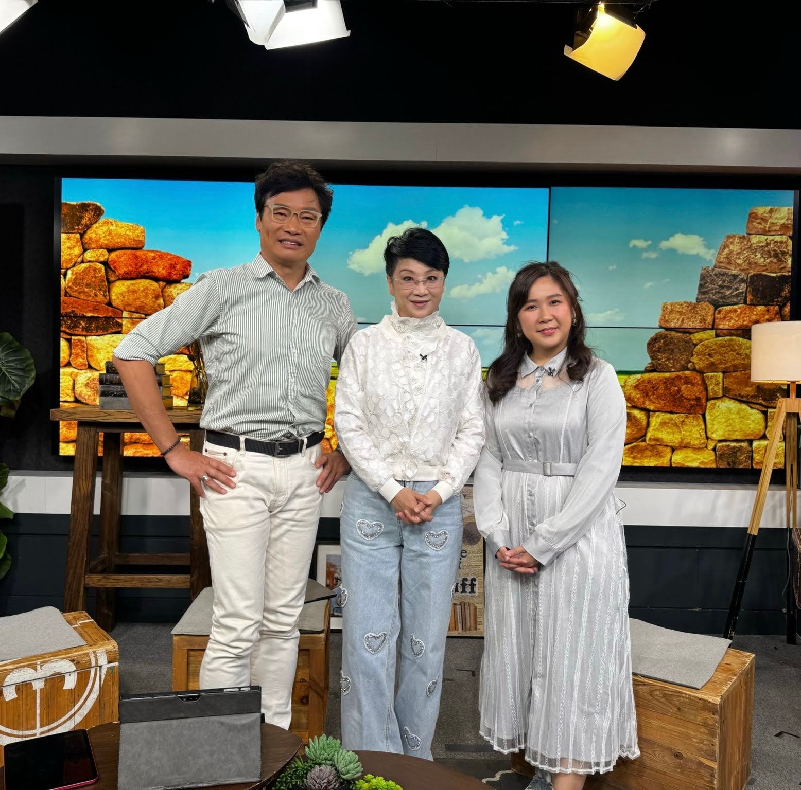 香江暖流 |  《鄰到我請里》粵劇文武生劉惠鳴登場！細說台前幕後嘅熱血人生  / 《暖流熱線》