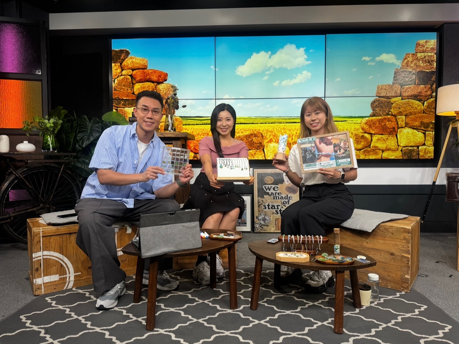 香江暖流 | 《拜見師傅》沙灘收集嘅垃圾可以變成首飾？漁網、玻璃樽點樣轉廢為寳？／《當年博物館》