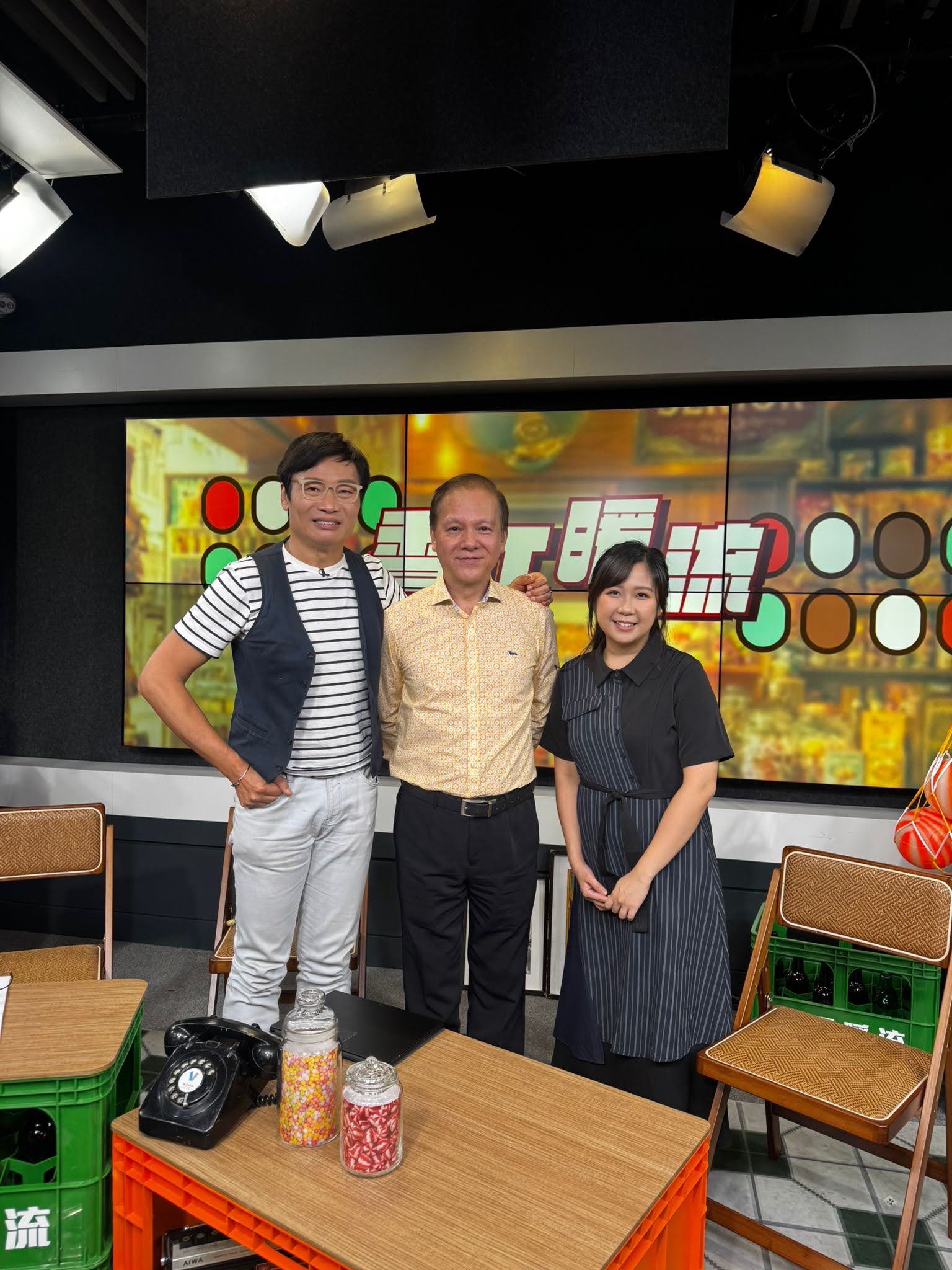 香江暖流 | 《鄰到我請里》橫跨電台電視四十載，黃桂林博士拆解口才之道與傳媒人生轉折。/ 《芝麻報社》