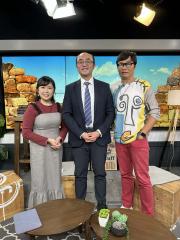 香江暖流 | 《好玩醫學》今集關注男士嘅前列腺健康，前列腺增生搞到尿頻點算好？有王明晧醫生為你解答~/《暖流熱線》分享一個難忘聖誕~