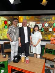 香江暖流 | 《鄰到我請里》前「新聞王子」李燦榮見證1997香港回歸，從電視台主播到人生導師，分享鏡頭背後真相與抗逆智慧／《芝麻報社》