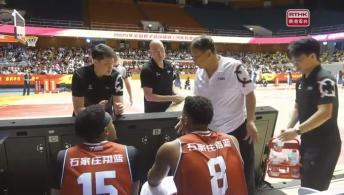 香港金牛 季后赛第一场