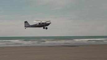 Alaska - Flying on the Edge of Ice