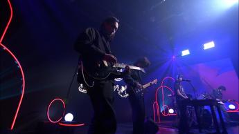 Man Tin's AI landscape painting, Muted Hums@ParaSite & in the studio: Lucid Express 